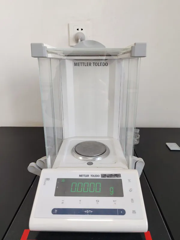 Электронные весы Mettler Toledo